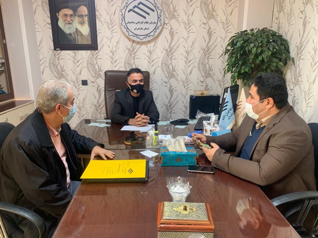 نشست مشترک حاج باقر بهاری رئیس شورای عالی استان مازندران بامهندس سیف پور رئیس سازمان نظام کاردانی ساختمان مازندران