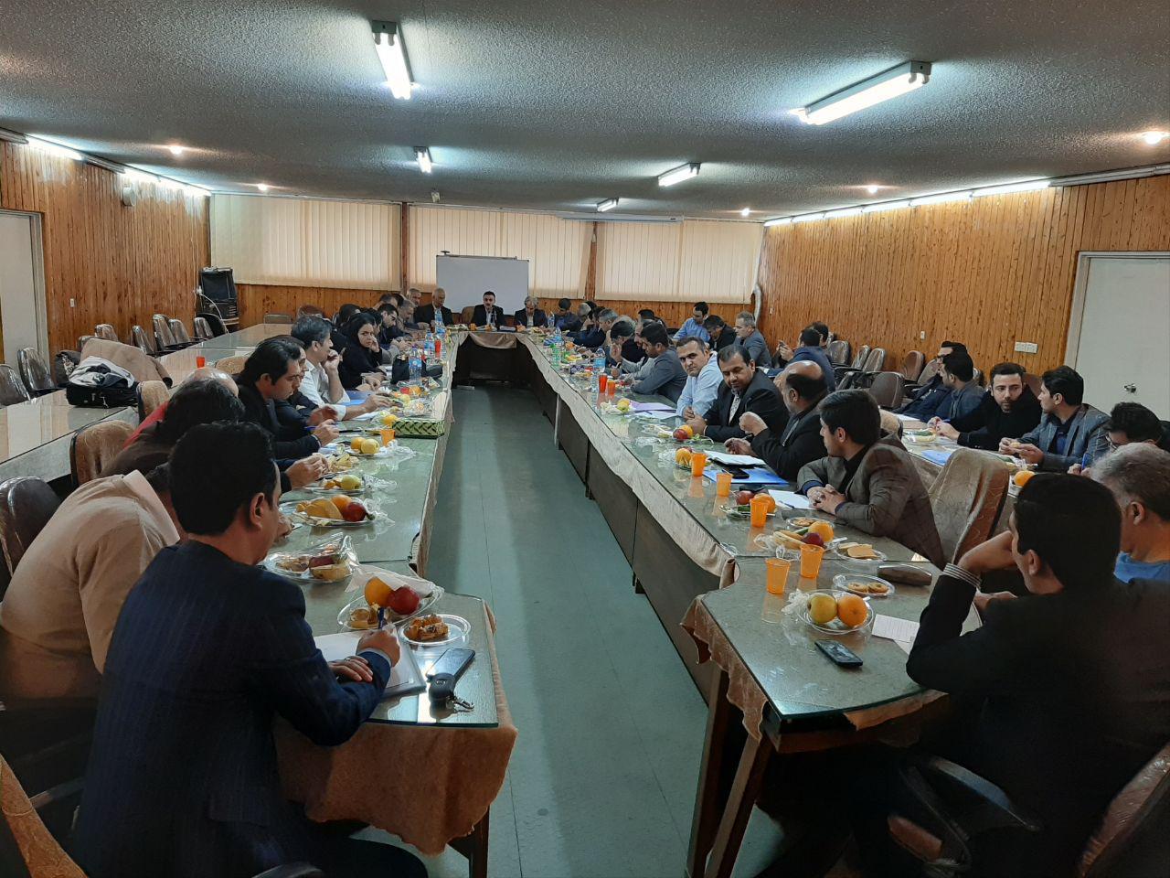 جلسه هم اندیشی هیات مدیره و مسئولین دفاتر نظام فنی روستایی شهرستان های استان با حضور نماینده های شهرستان سازمان در شهرستان نوشهر به میزبانی دفاترهای بخش مرکزی و صلاح الدین کلای شهرستان  نوشهر برگزار گردید
